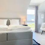 Hampton House *